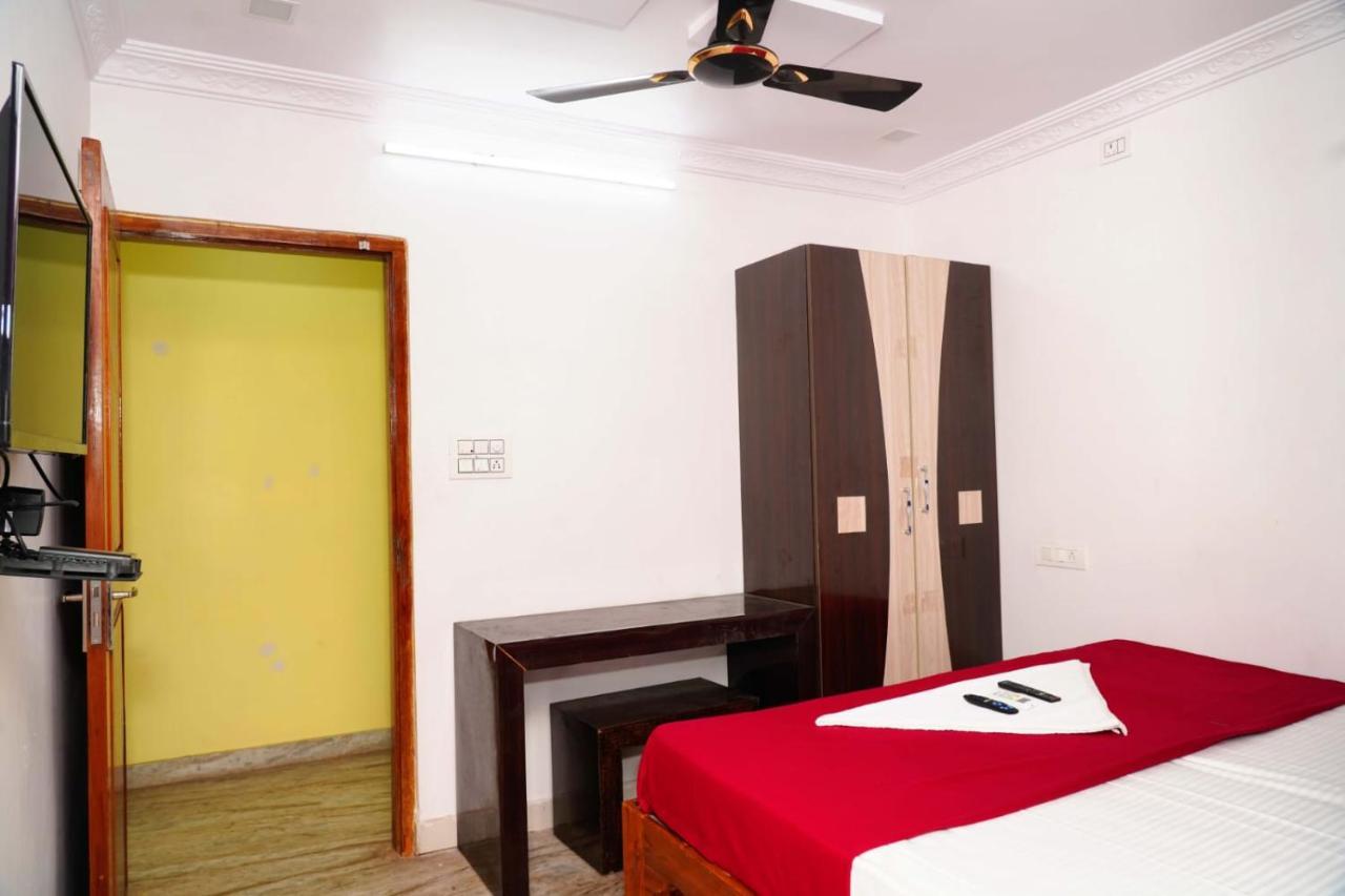 Sea side guest house Visakhapatnam Extérieur photo